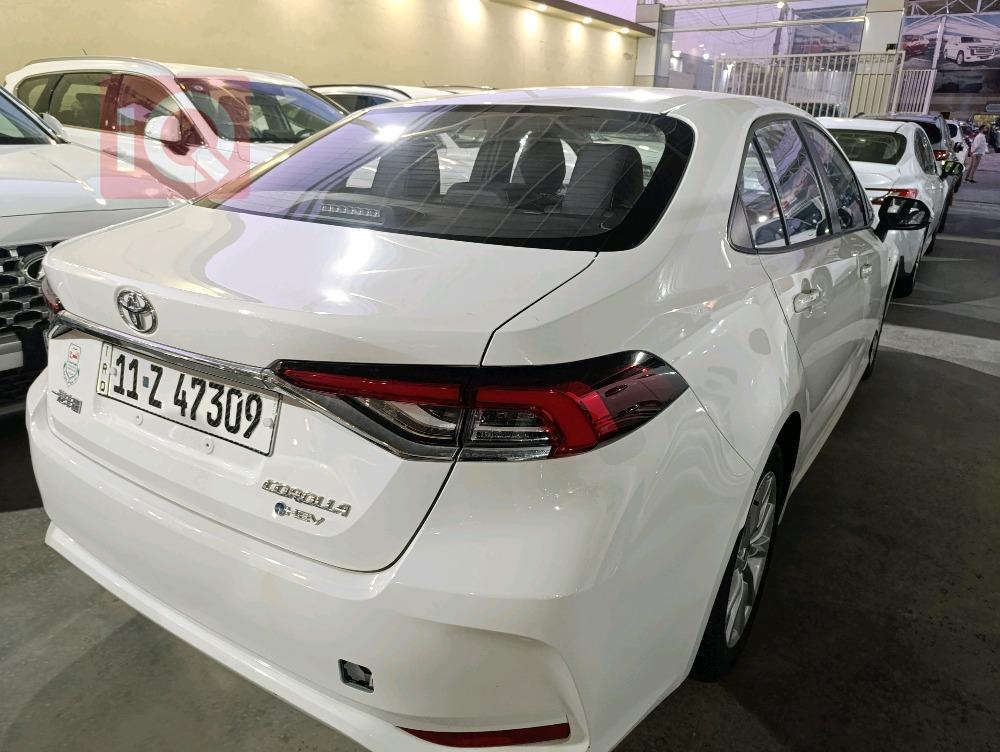 تۆیۆتا کۆرۆلا